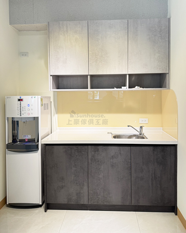 台南東區房屋仲介辦公室