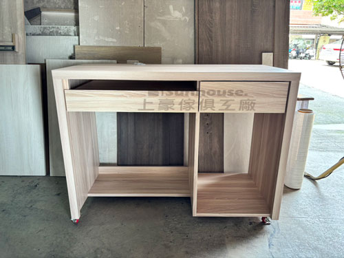 2505-4台南南區陳先生訂製電腦桌