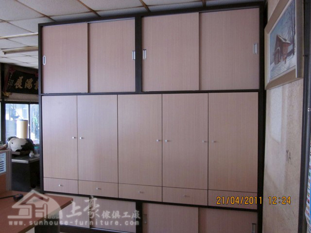 仁德晉新汽車保養廠所訂製的綜合收納櫃